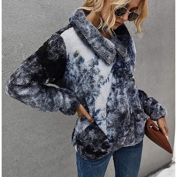 Tie Dye-Black Faux Shearling Shaggy Warm Pullover - Picture 4 of 6